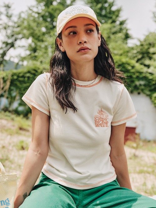 Clam Embroidery T-Shirts Beige